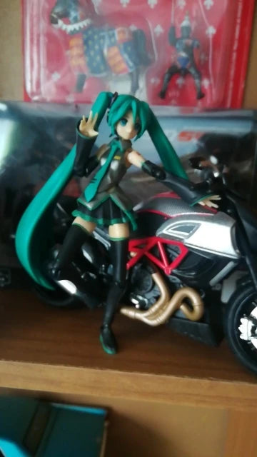 Hatsune Miku FIGMA Anime Figure